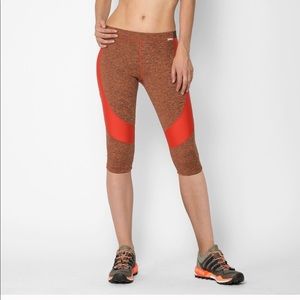 VPL Flexure Capri Leggings